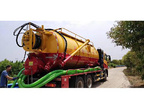 排污車(chē)現(xiàn)場(chǎng)管道疏通